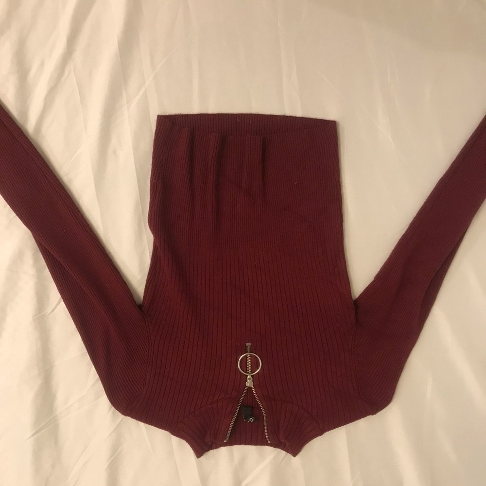 H&M- divided long sleeve